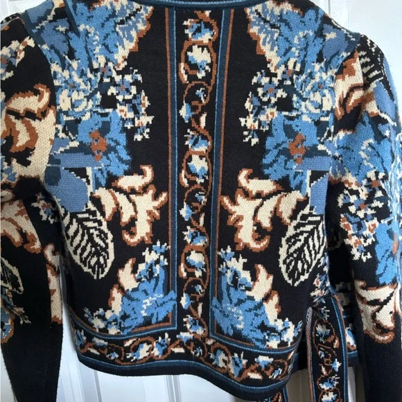 Blue Floral Wrap-Style Women's Sweater - Picture 5 of 5